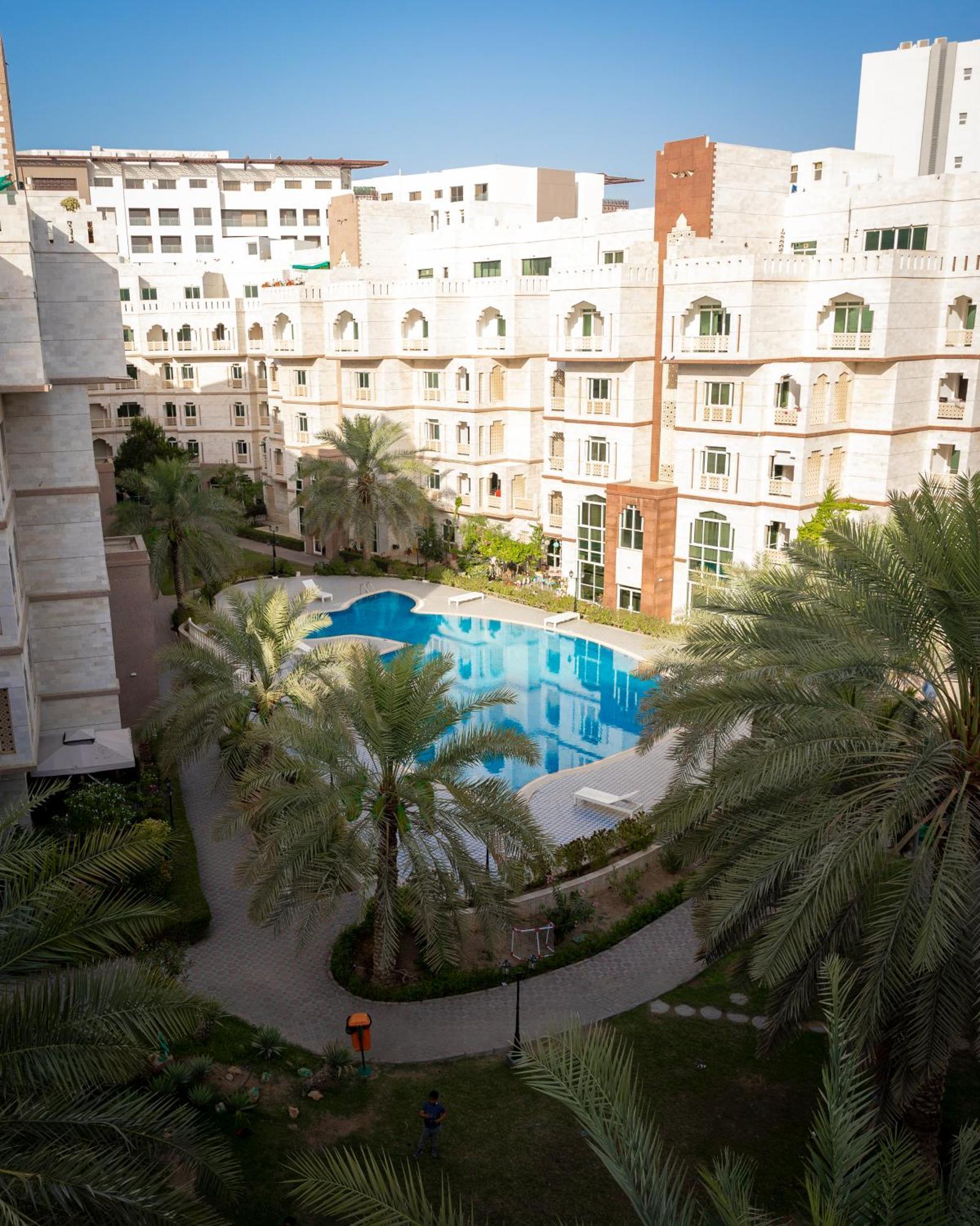 Muscat Oasis Residences Bagian luar foto