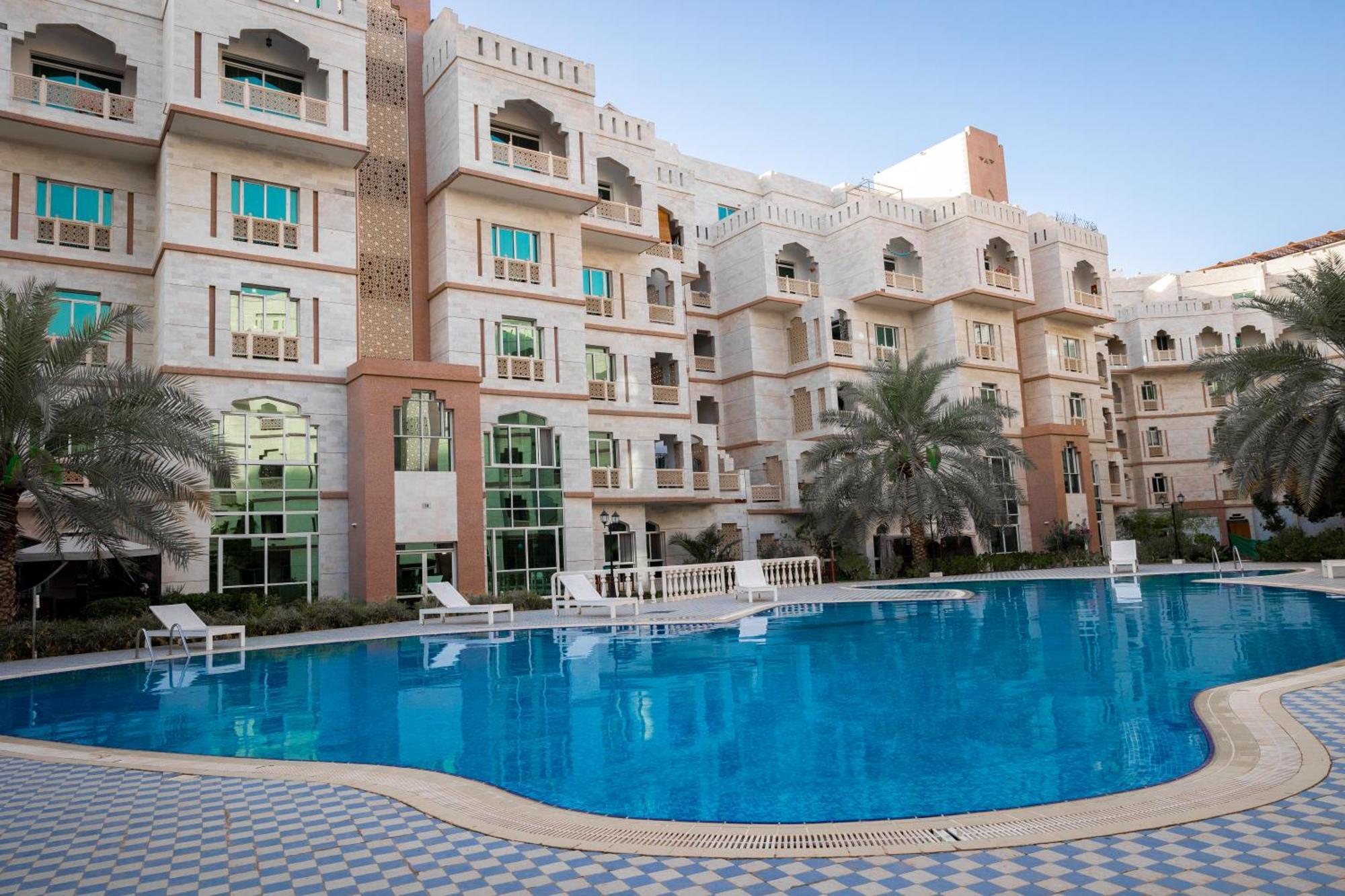 Muscat Oasis Residences Bagian luar foto