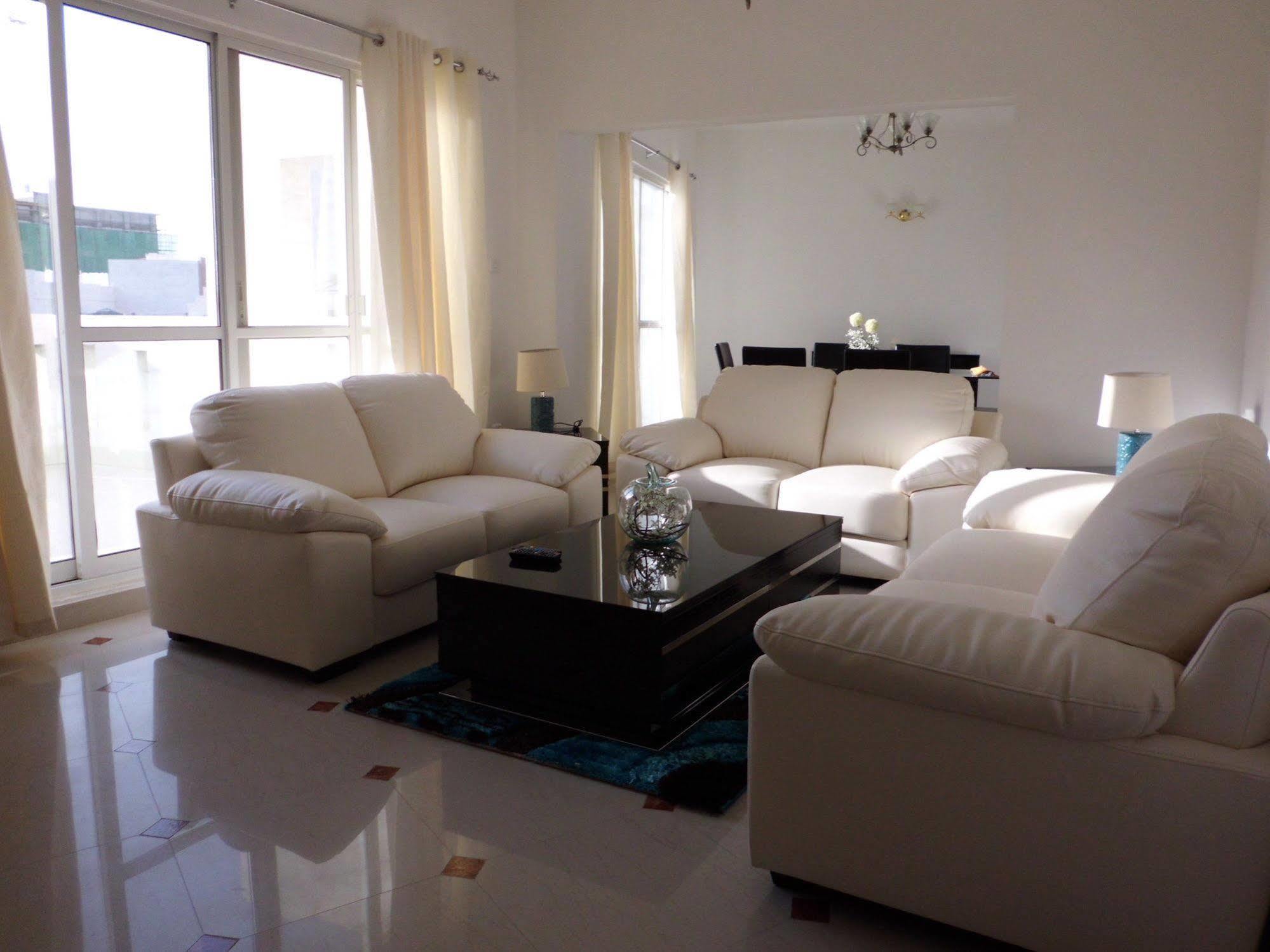 Muscat Oasis Residences Bagian luar foto