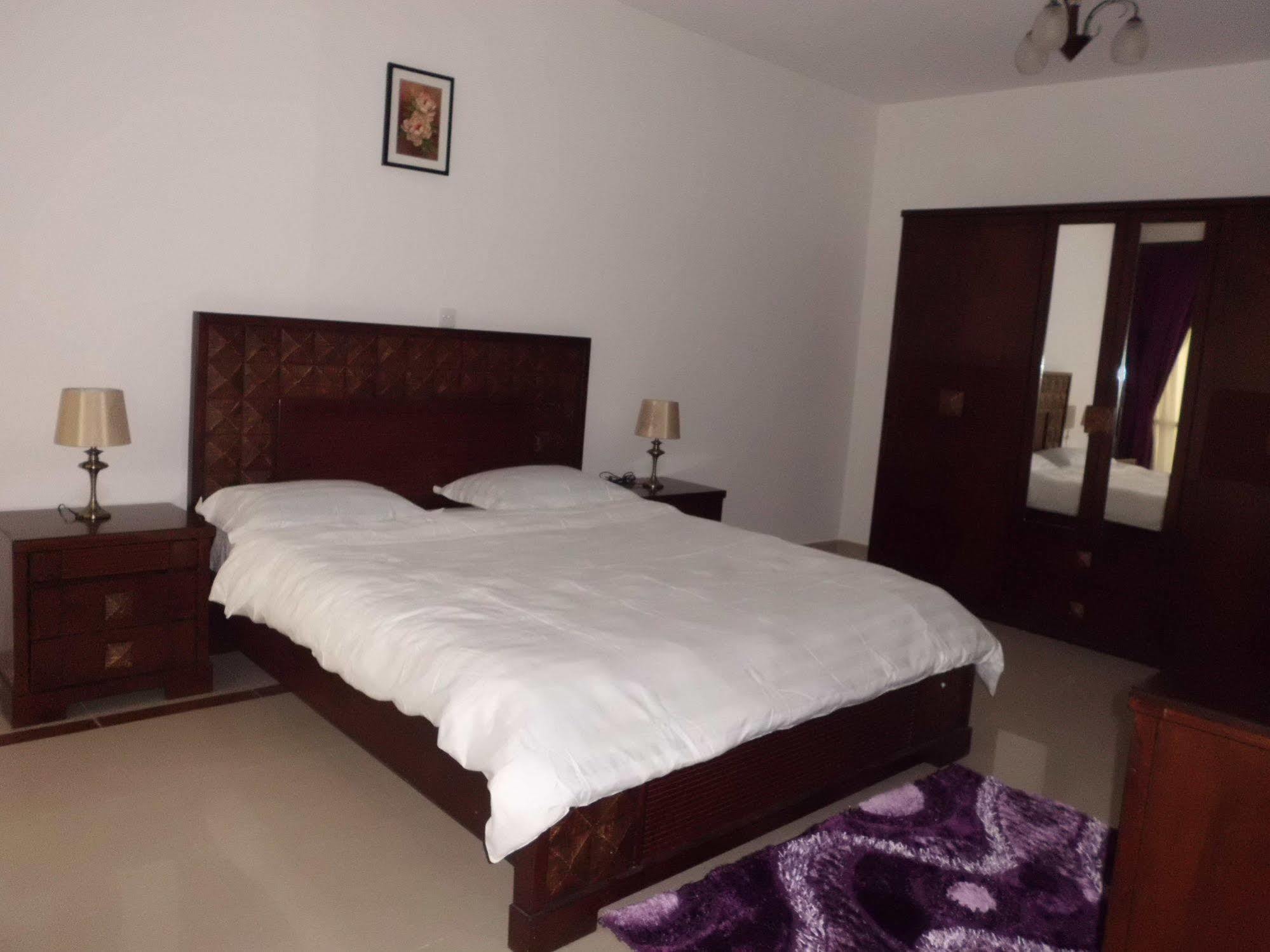 Muscat Oasis Residences Bagian luar foto